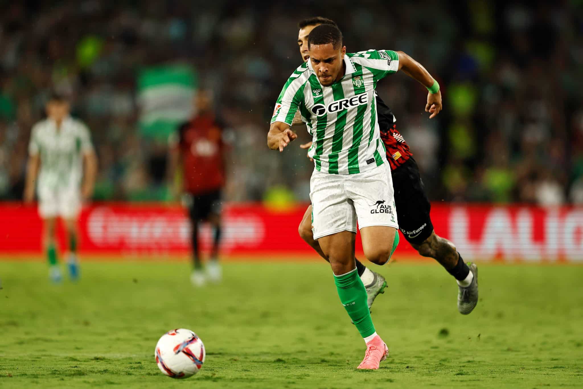 Vitor Roque perdeu tr&ecirc;s grandes chances de marcar diante do Mallorca, na &uacute;ltima rodada da La Liga