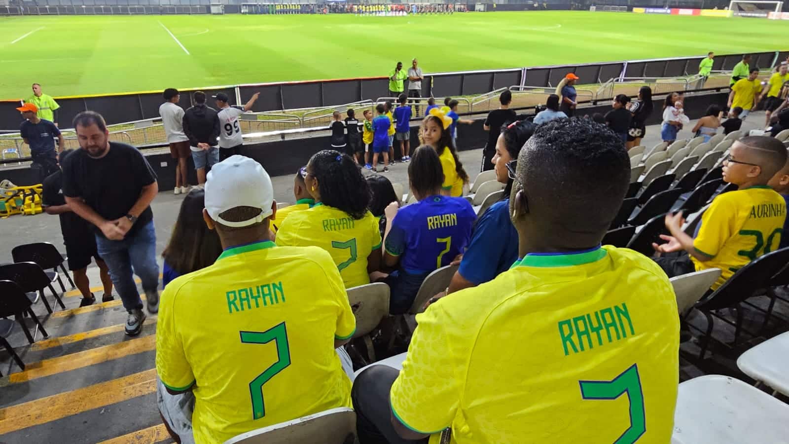 Fam&iacute;lia de Rayan compareceu em peso em S&atilde;o Janu&aacute;rio 