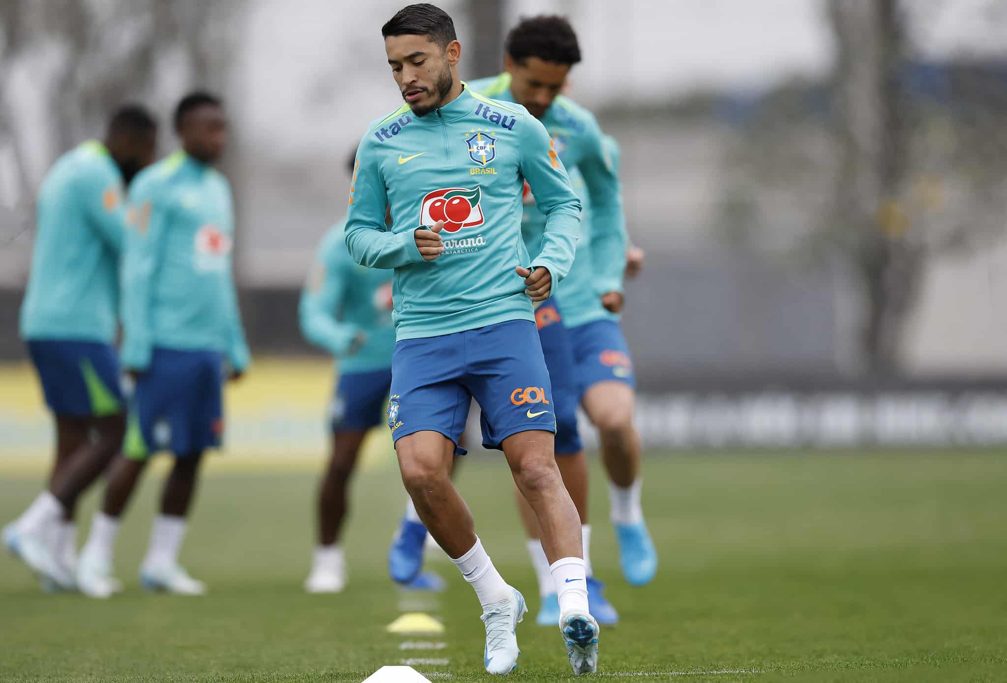 William, do Cruzeiro, treinando na Sele&ccedil;&atilde;o Brasileira