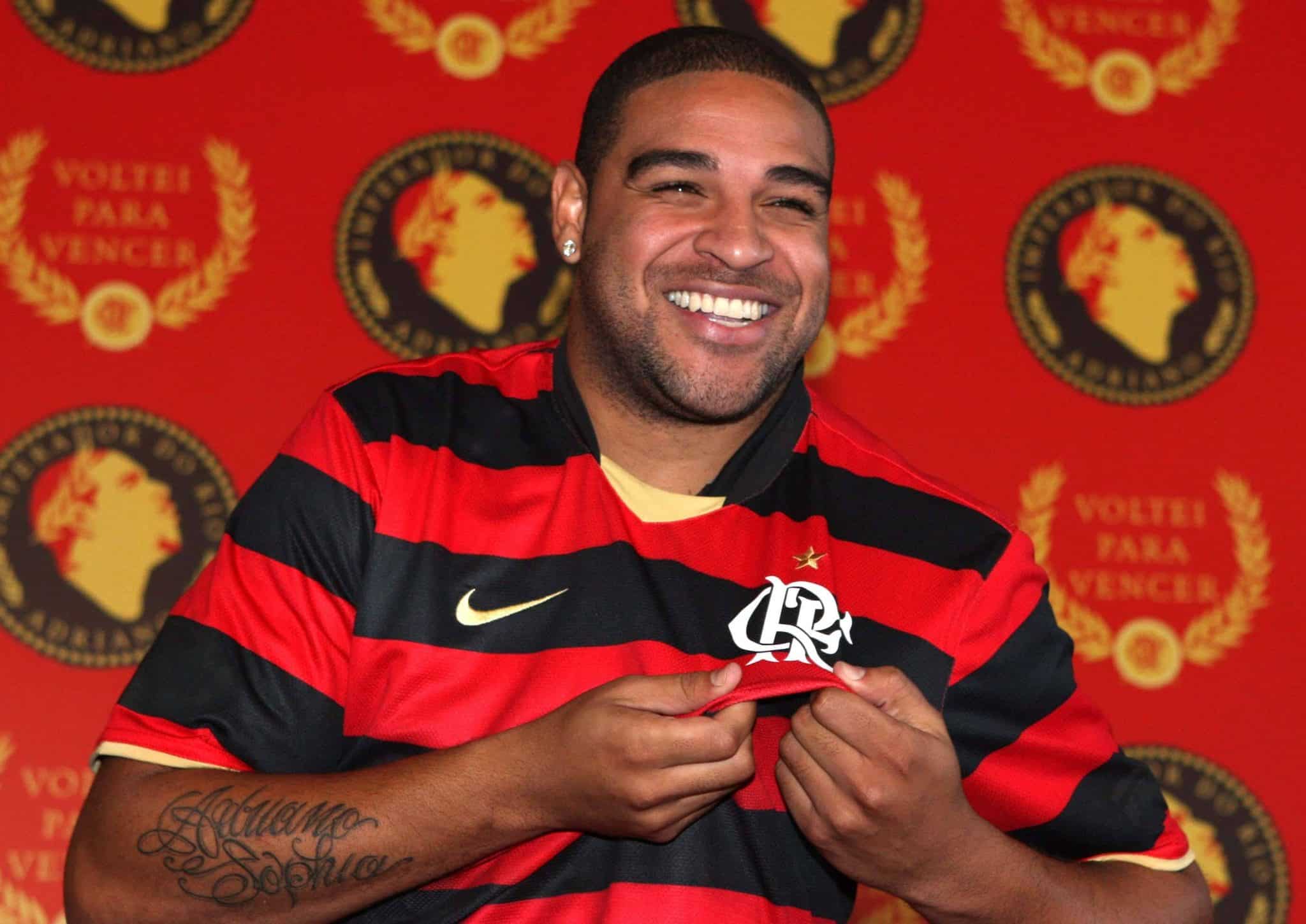 Flamengo e Inter de Mil&atilde;o: como Adriano Imperador planeja a despedida que nunca aconteceu