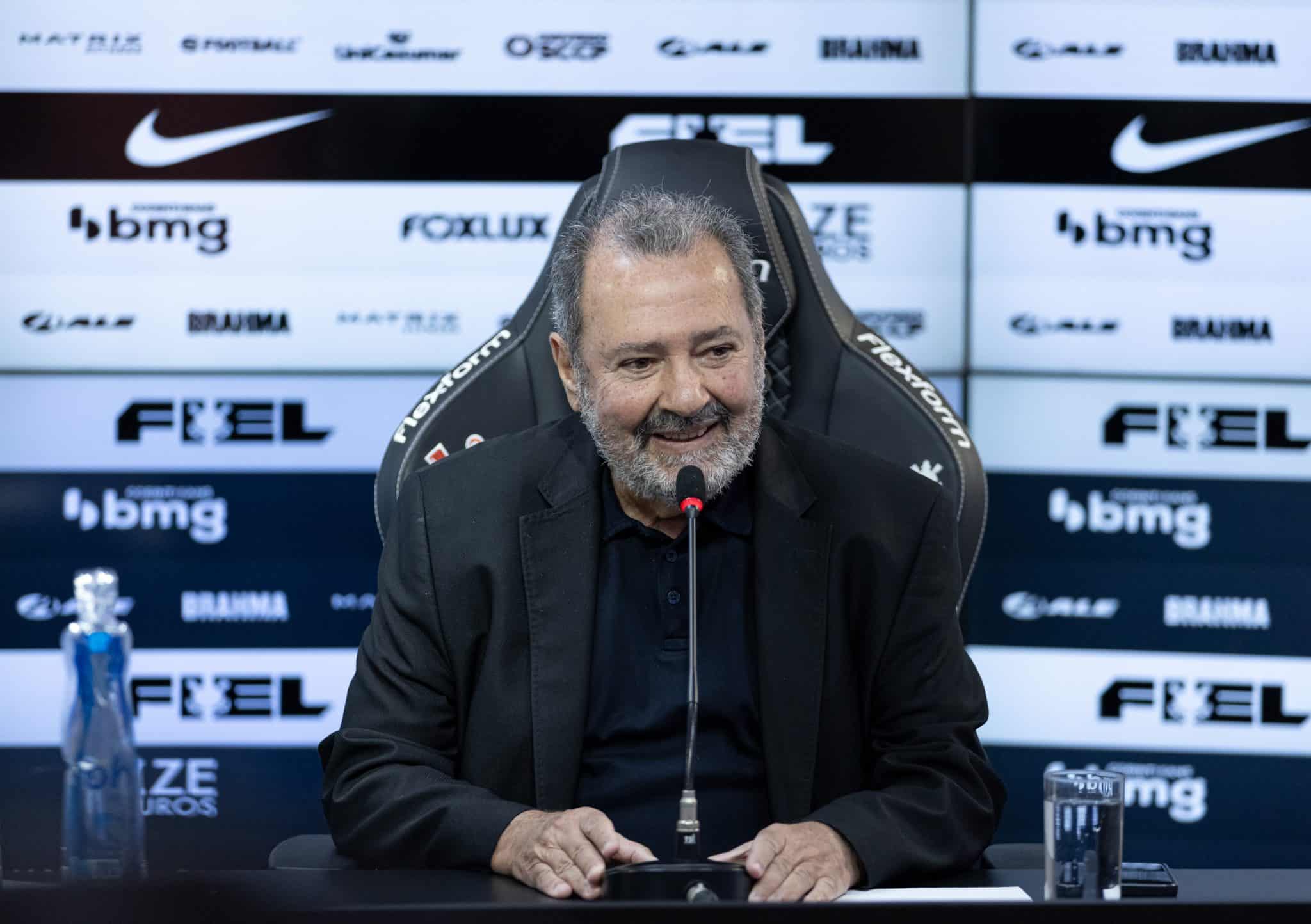 Corinthians far&aacute; &lsquo;gest&atilde;o de crise&rsquo; para melhorar imagem do clube