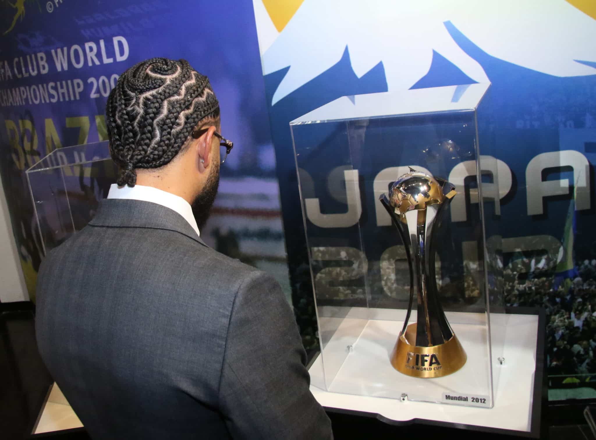 Depay sala de trof&eacute;us corinthians