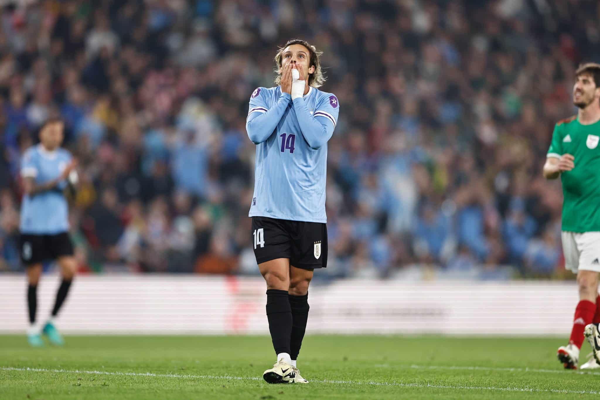 Canobbio em jogo da sele&ccedil;&atilde;o uruguaia (Foto: Imago)