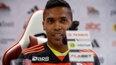 &lsquo;99% flamenguista&rsquo;: Por que Flamengo era op&ccedil;&atilde;o quase &lsquo;natural&rsquo; para Alex Sandro