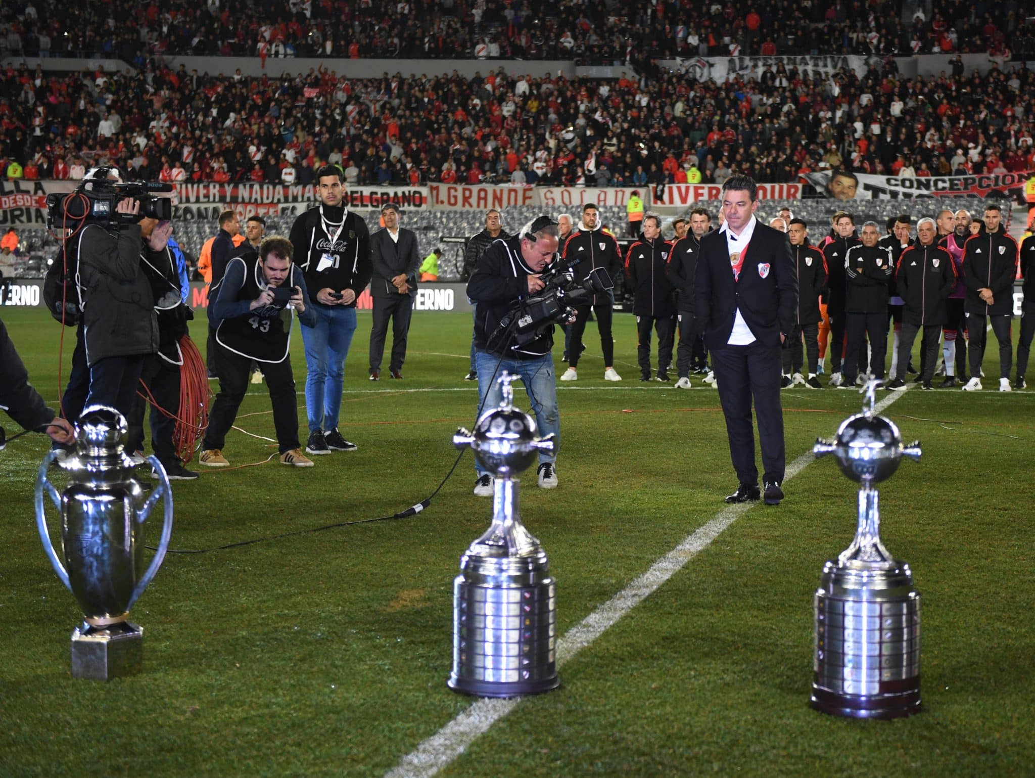 Marcelo Gallardo e as duas ta&ccedil;as da Libertadores conquistadas