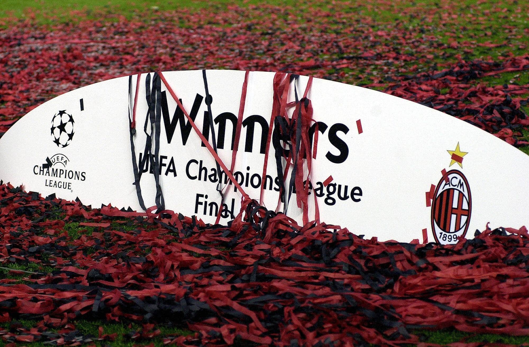 Foto: (Imago) - Milan foi campe&atilde;o da Champions League em 2002/03