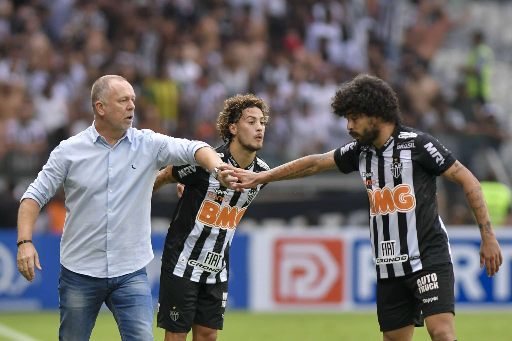 Mano Menezes tem bom retrospecto contra o Atl&eacute;tico-MG na carreira - Foto: Imago