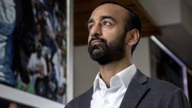 Quem &eacute; a mente brilhante da NBA que o Chelsea contratou para o futebol