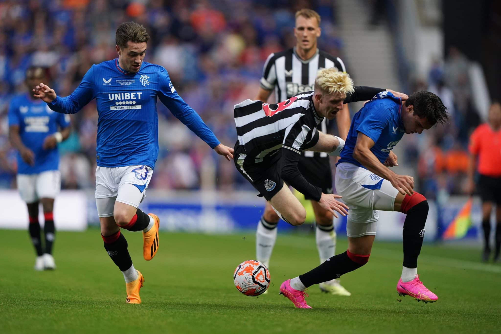 Ianis Hagi em jogo pelos Rangers. Foto: Imago