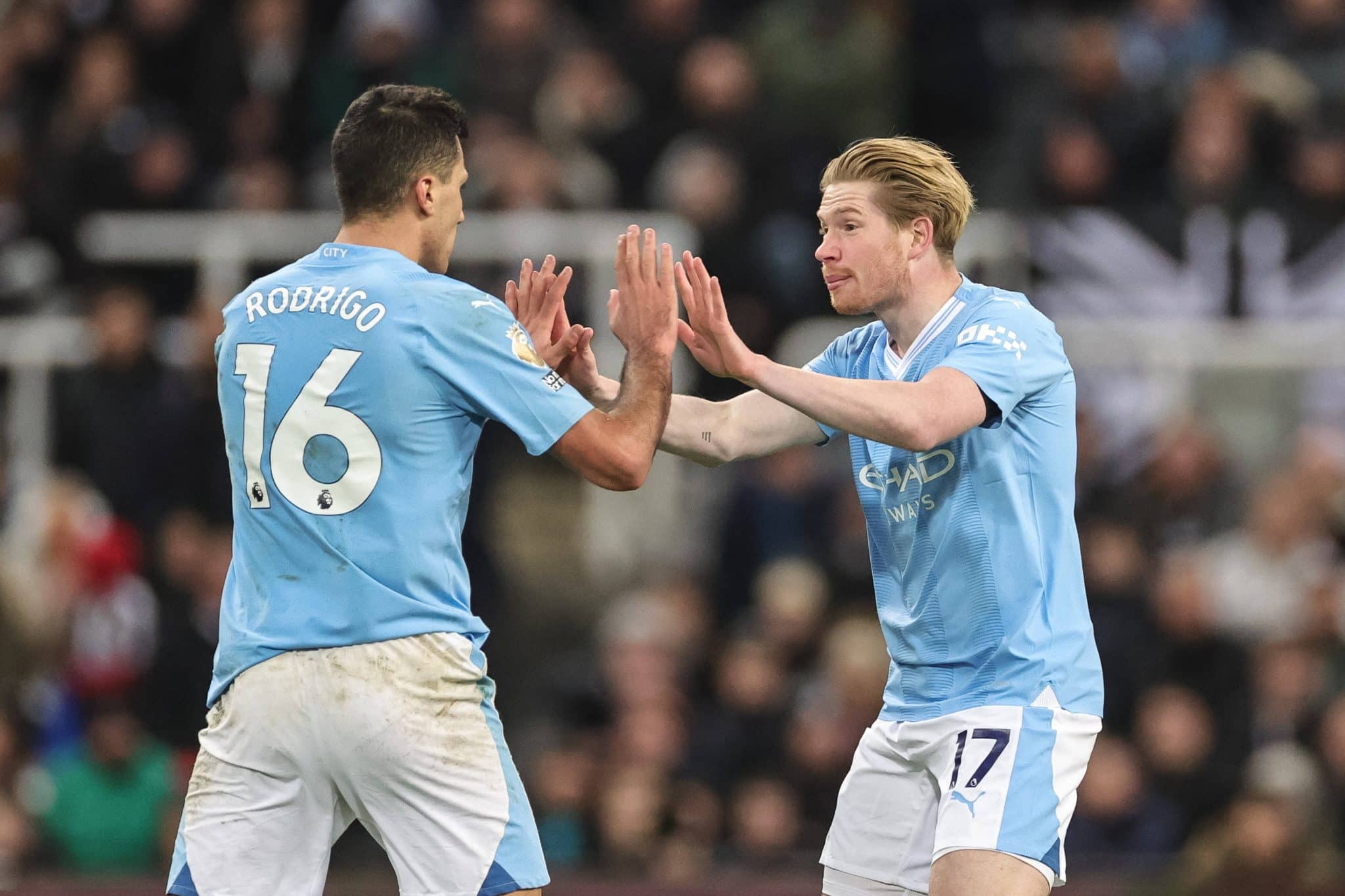 Foto: (Imago) - Rodri e Kevin De Bruyne, do Manchester City