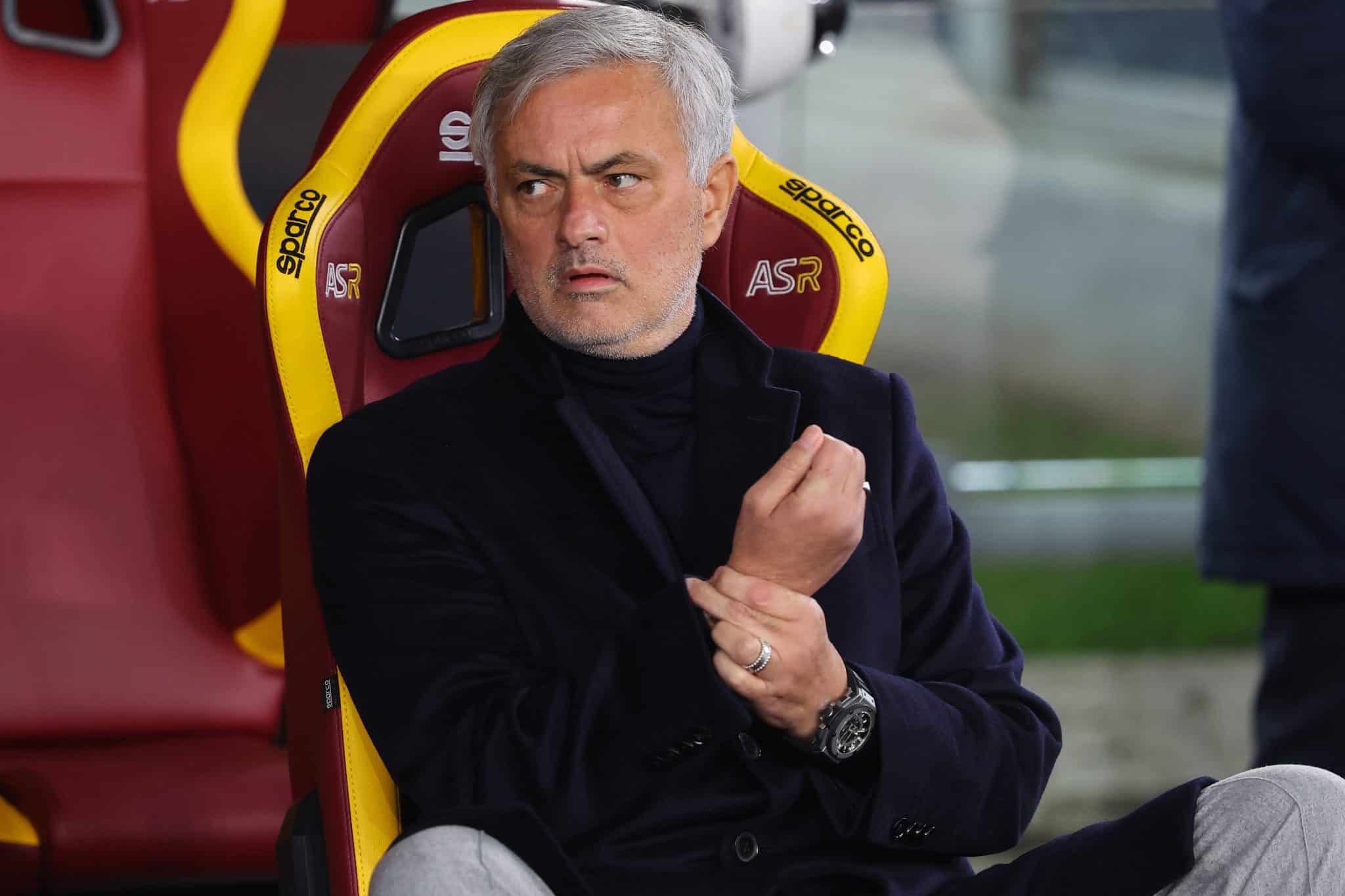 Jos&eacute; Mourinho teve um aproveitamento 56,52% em 138 jogos no comando da Roma. Foto: Imago