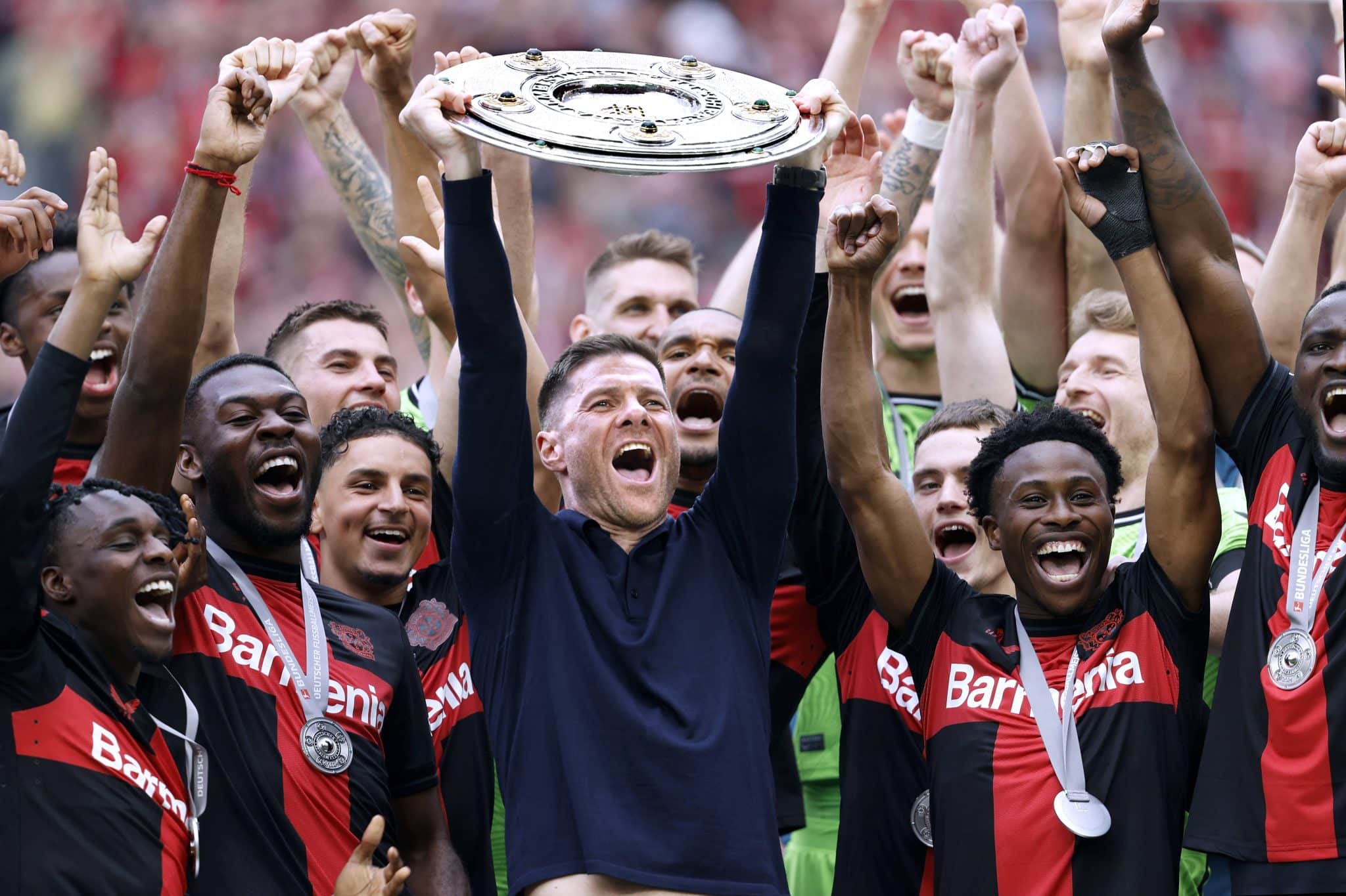 Xabi Alonso &eacute; uma lenda no Bayer Leverkusen Foto: (Imago)