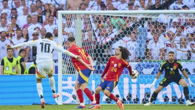 UEFA reconhece erro de arbitragem em jogo crucial para o t&iacute;tulo da Espanha