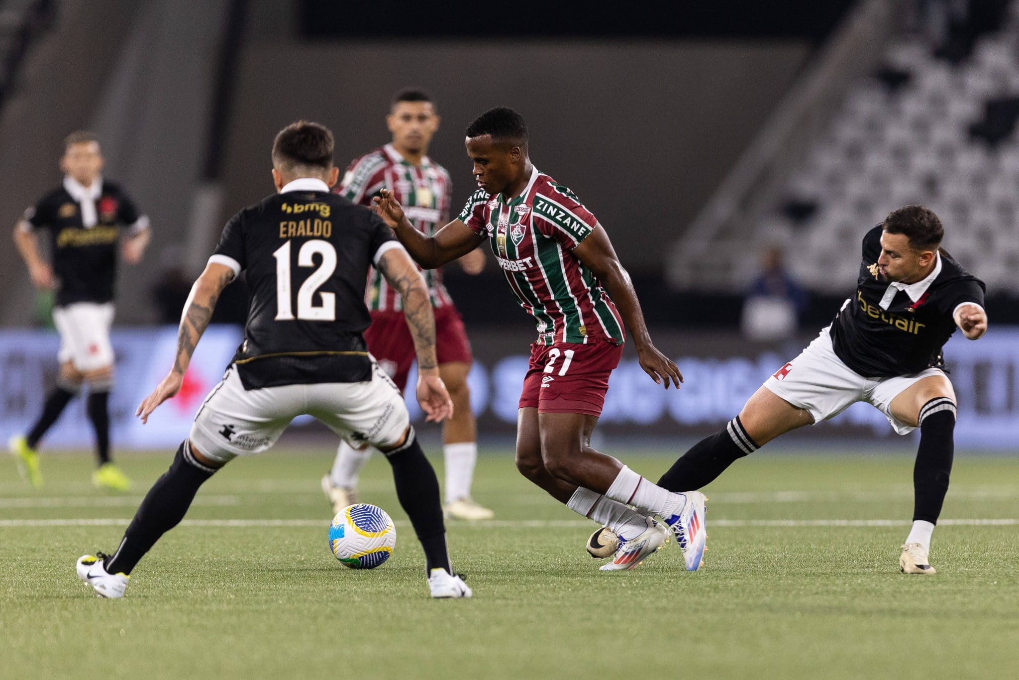 Arias recebeu proposta de renova&ccedil;&atilde;o do Fluminense antes de jogo contra o Vasco, em agosto - Foto: Imago