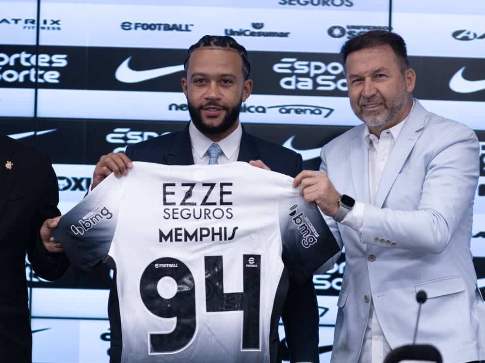 Apresenta&ccedil;&atilde;o de Depay no Corinthians 