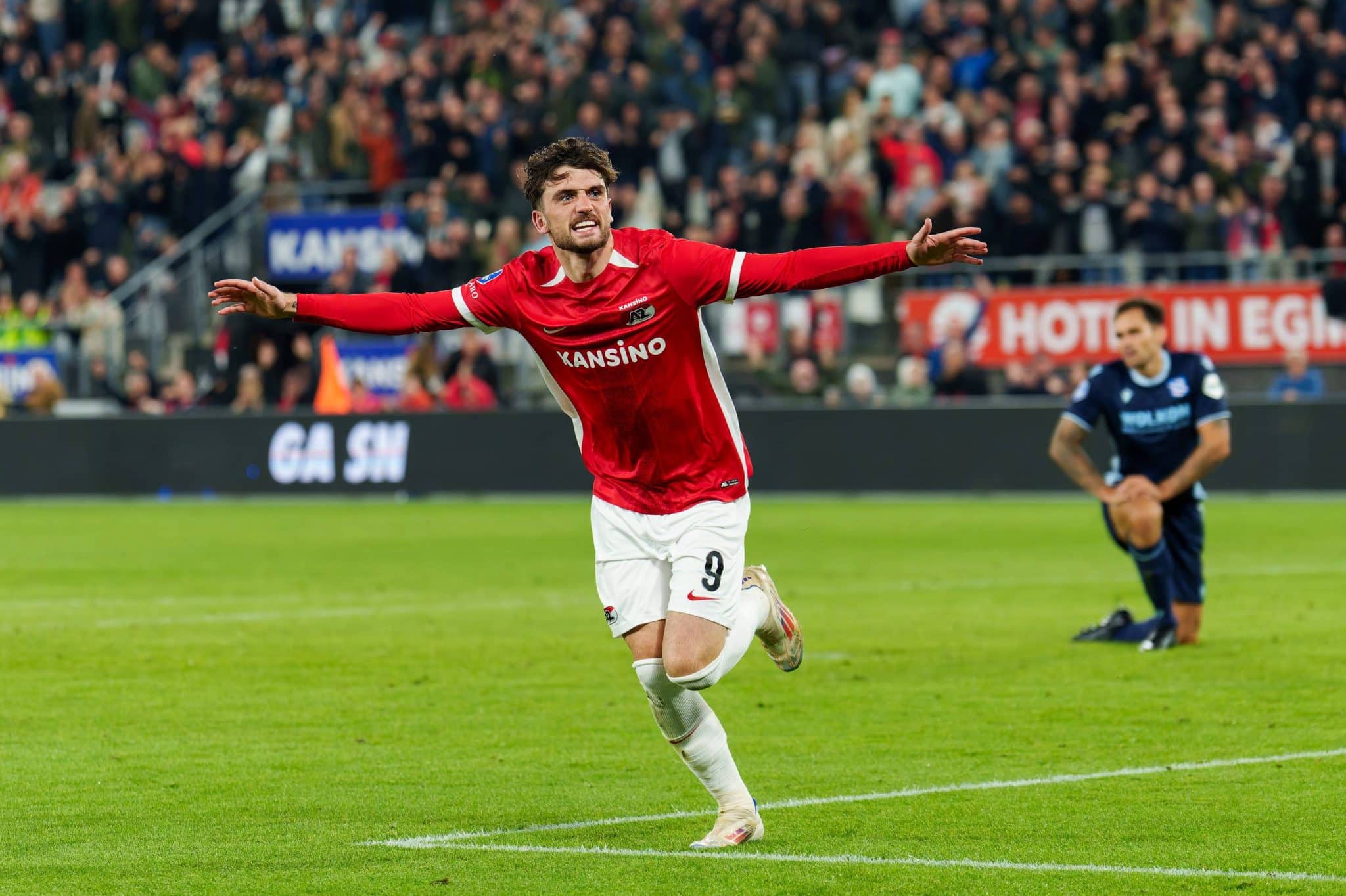 Troy Parrott marcou 4 gols contra o Heerenveen. Foto: Imago