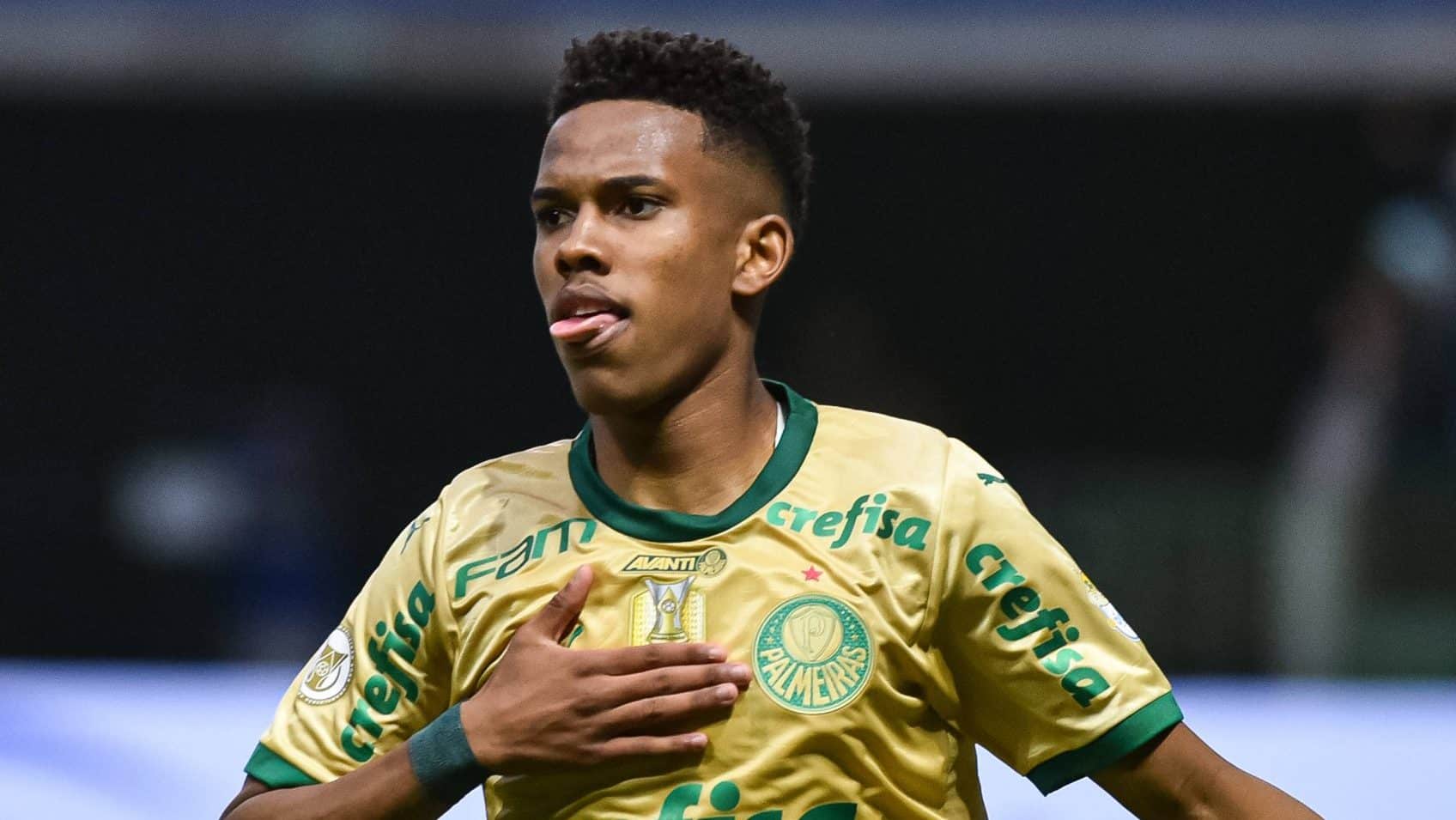 Estev&atilde;o &eacute; maior que Neymar na mesma idade, e Palmeiras j&aacute; &eacute; favorito ao t&iacute;tulo