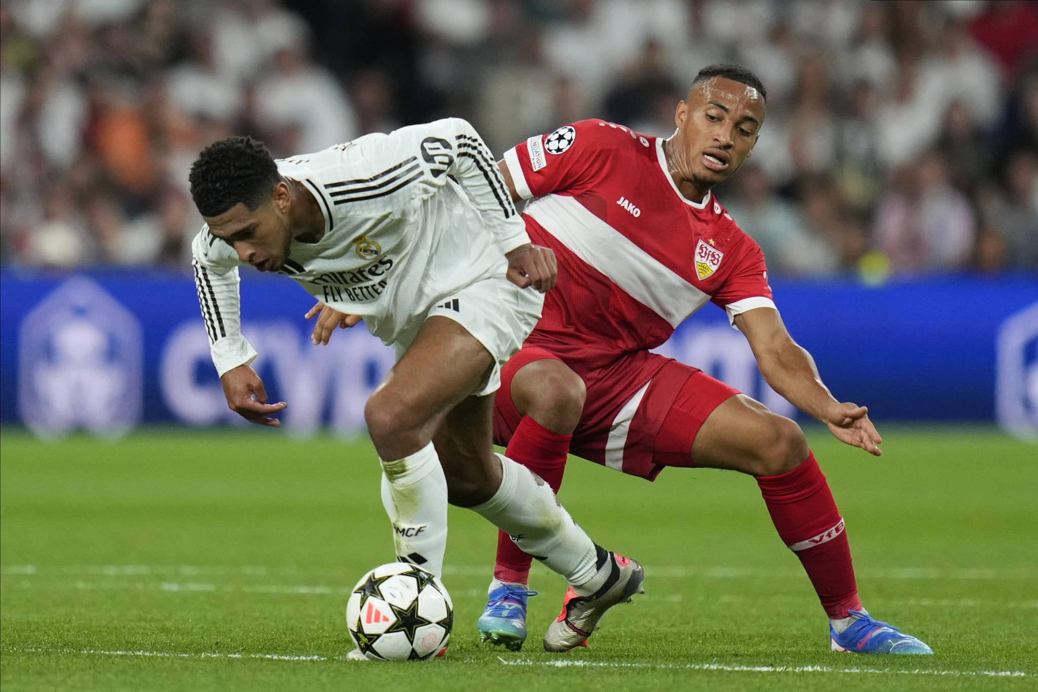 Bellingham recebe marca&ccedil;&atilde;o durante Real Madrid x Stuttgart 