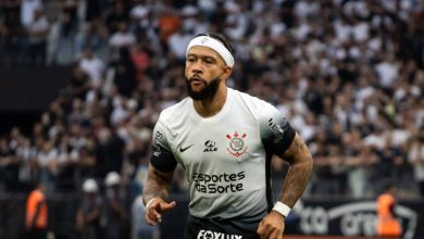 Para Memphis, n&atilde;o d&aacute; para comparar Corinthians com Barcelona e Manchester United