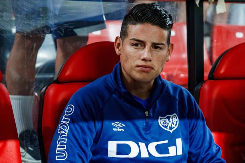 Em menos de um mês, James Rodríguez já virou dor de cabeça para o treinador na Espanha