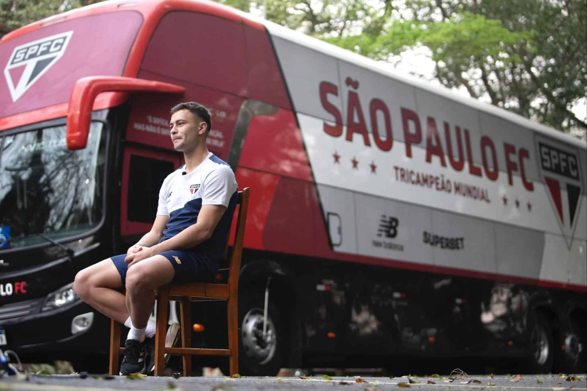 Santiago Longo chega para suprir aus&ecirc;ncias de Pablo Maia e Alisson