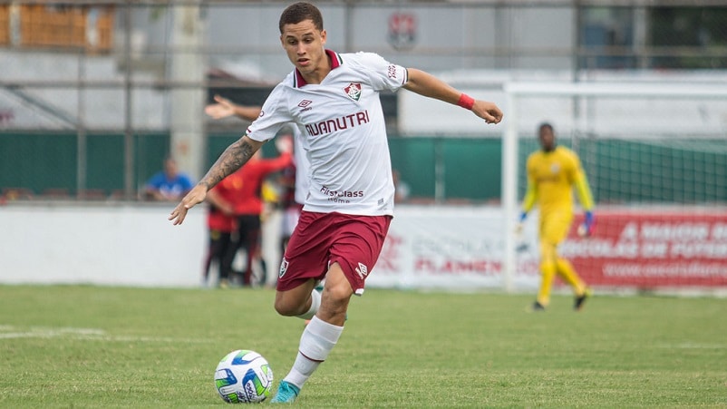 Jogador da base do Fluminense &eacute; acusado de racismo em jogo do Carioc&atilde;o sub-20