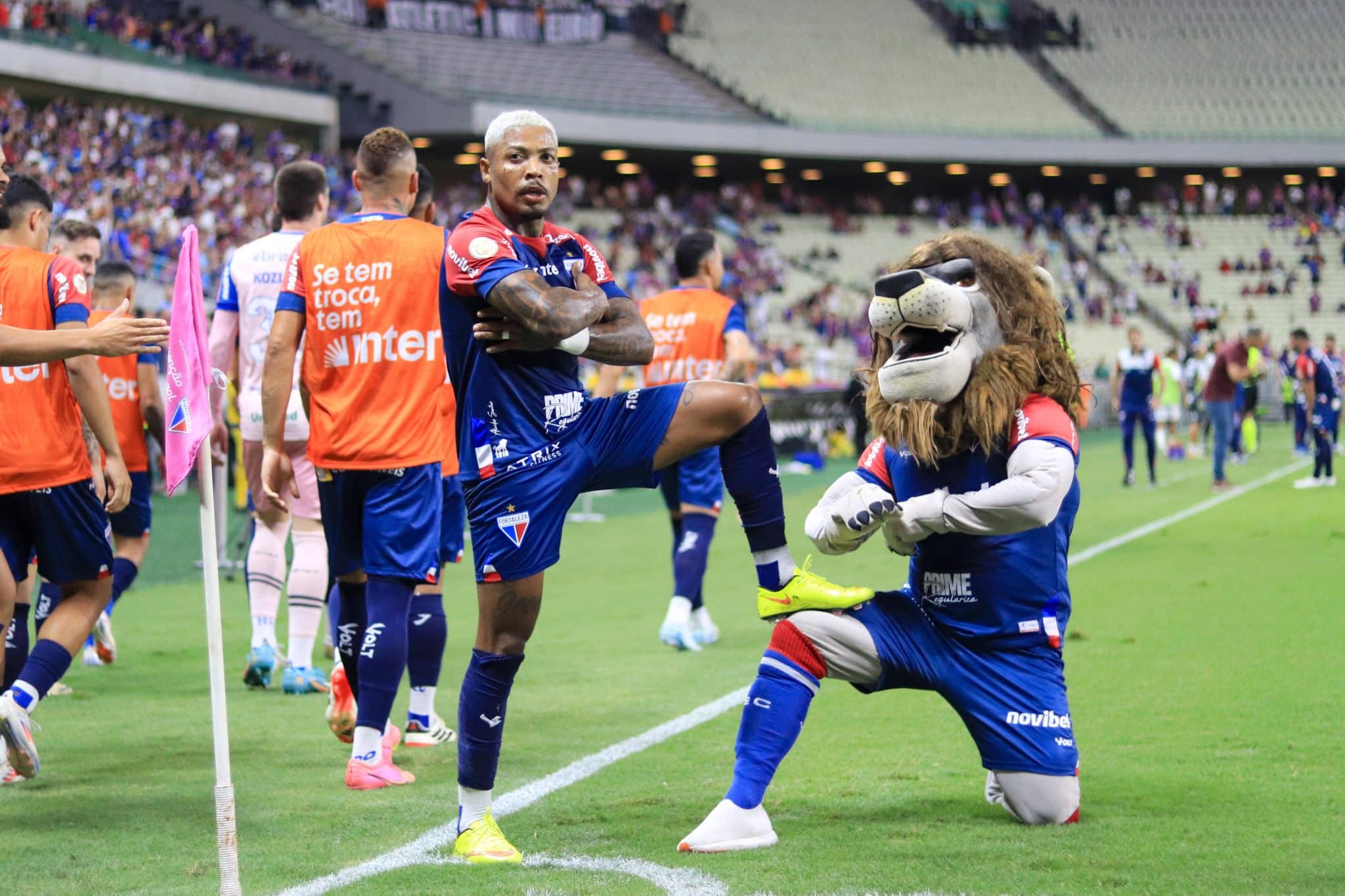 Marinho celebra gol pelo Fortaleza