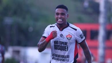 Filme repetido: Fluminense entrega no fim, e perde para o Vit&oacute;ria no Brasileir&atilde;o