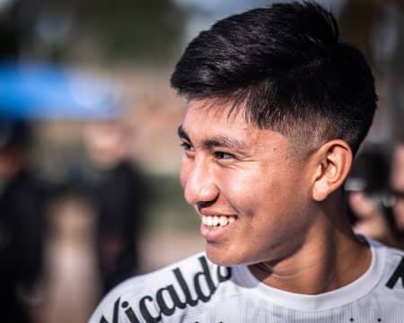 Antes de reapresenta&ccedil;&atilde;o no Santos, Miguelito participa de ritual na Bol&iacute;via; veja o v&iacute;deo