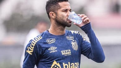 Serginho n&atilde;o v&ecirc; necessidade de psic&oacute;logo no Santos: &lsquo;N&atilde;o muda muita coisa&rsquo;