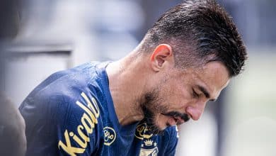 Planejamento do Santos para 2025 precisa definir futuro de 10 atletas em fim de contrato