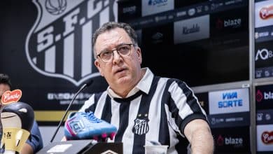 Empres&aacute;rios amea&ccedil;am pedir bloqueio das contas do Santos em &oacute;rg&atilde;o da CBF; entenda