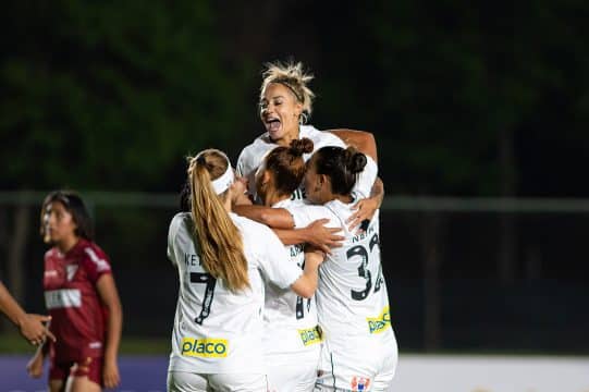 Santos bate recorde na Libertadores Feminina e encontra motiva&ccedil;&atilde;o para tentar salvar ano