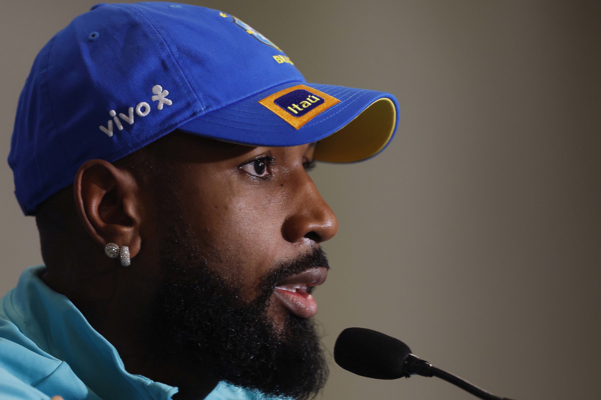 Gerson vai do drama ao protagonismo como capit&atilde;o e vira solu&ccedil;&atilde;o para Dorival na Sele&ccedil;&atilde;o