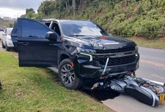 Emprestado pelo Santos, Morelos se envolve em acidente e &eacute; preso na Col&ocirc;mbia