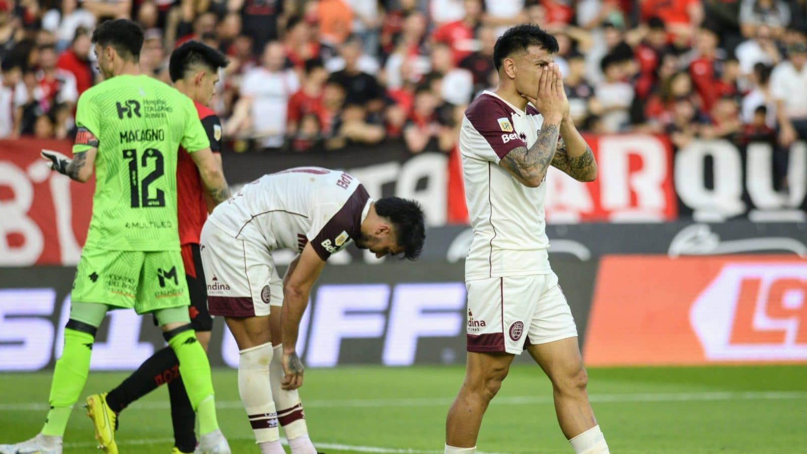 Entenda por que o Lan&uacute;s, rival do Cruzeiro na Sul-Americana, vive pesadelo na temporada