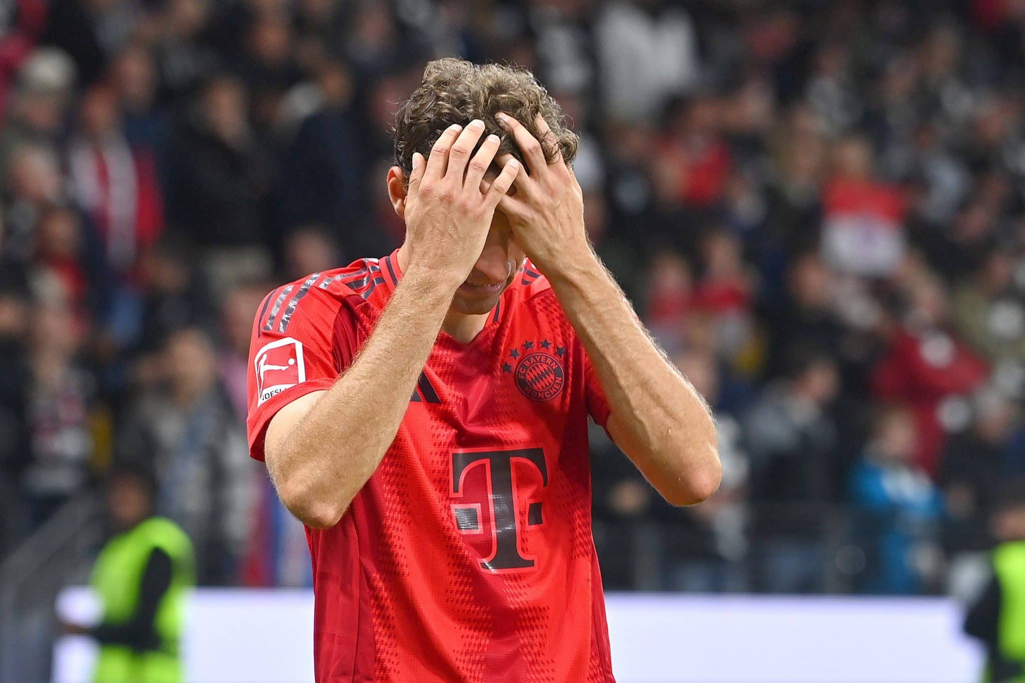 Empate por 3 a 3 diante do Eintracht Frankfurt &eacute; o terceiro jogo sem vit&oacute;rias do Bayern de Munique na temporada