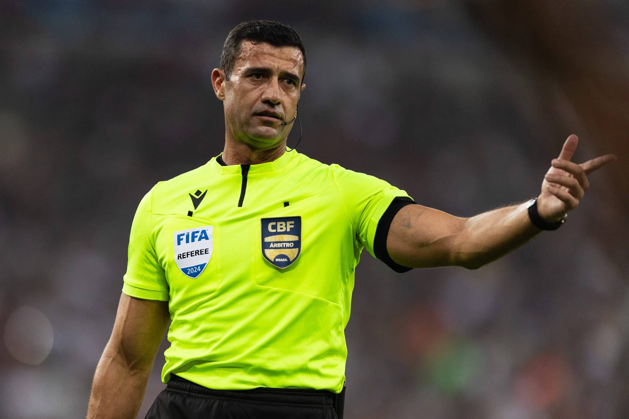 CBF afasta sete &aacute;rbitros ap&oacute;s rodada do Brasileir&atilde;o; veja os poss&iacute;veis erros