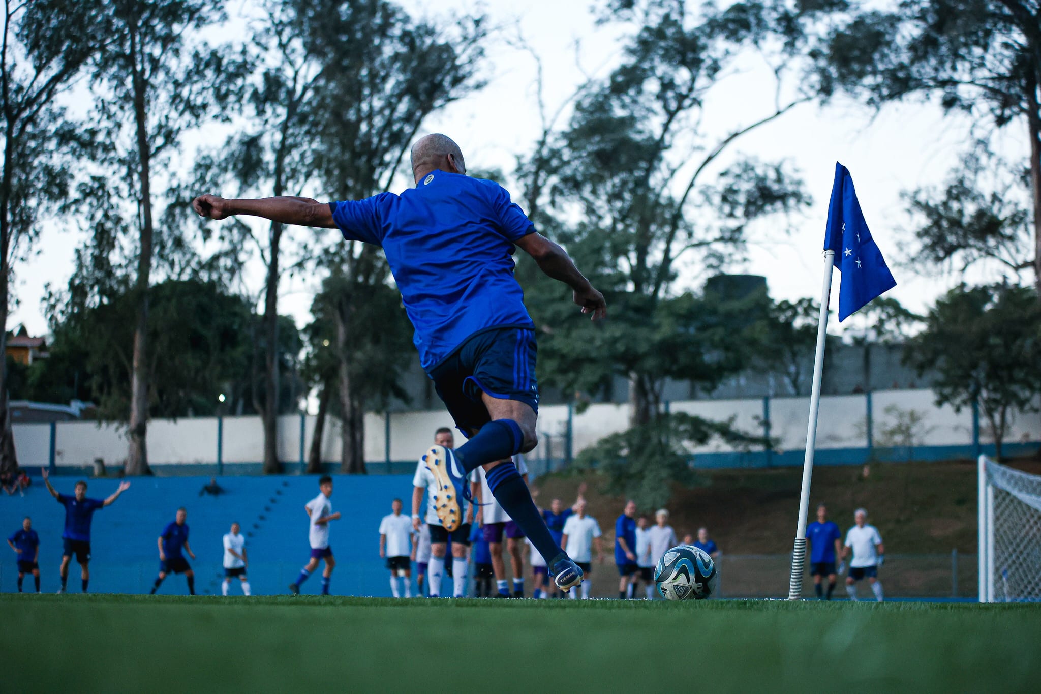 Campo Dirceu Lopes, na Toca da Raposa 1
