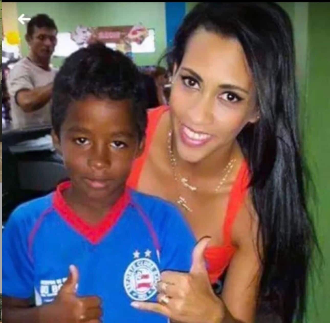 Endrick, com Marilia Rocha, sua primeira treinadora