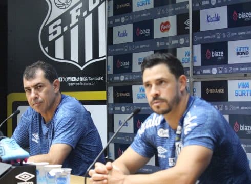 Santos: Carille defende Giuliano ap&oacute;s fala sobre Miguelito: &lsquo;Para que lado ir?&rsquo;