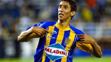 Ap&oacute;s 30 anos, Rosario Central quita d&iacute;vida inusitada por Di Mar&iacute;a com clube amador