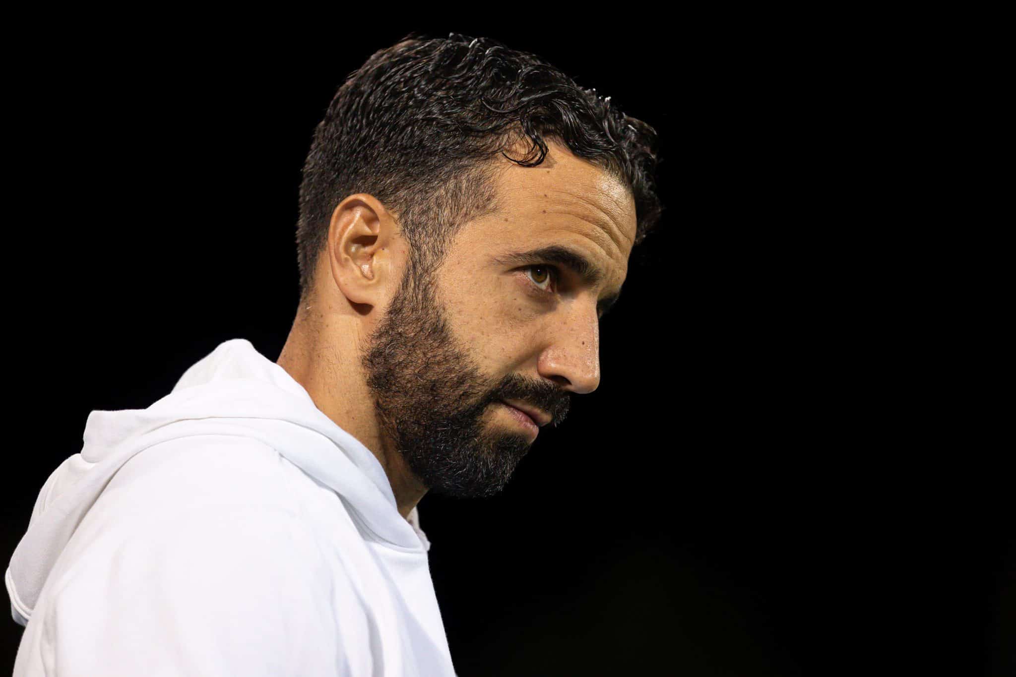 R&uacute;ben Amorim durante Estoril Praia x Sporting pelo Campeonato Portugu&ecirc;s, em setembro de 2024. Foto: Icon Sport