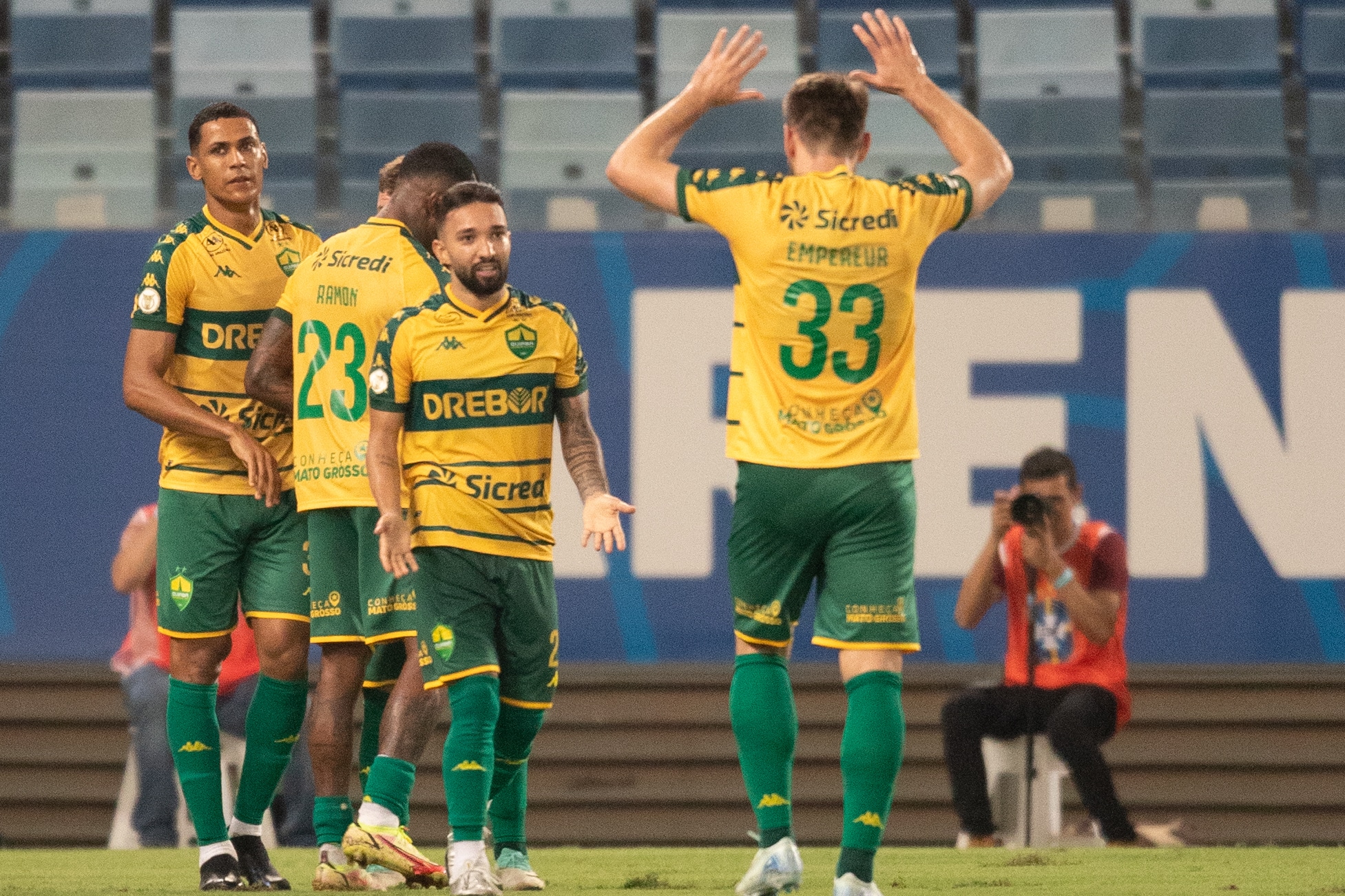 Clayson marcou o segundo gol do Cuiab&aacute; diante do S&atilde;o Paulo