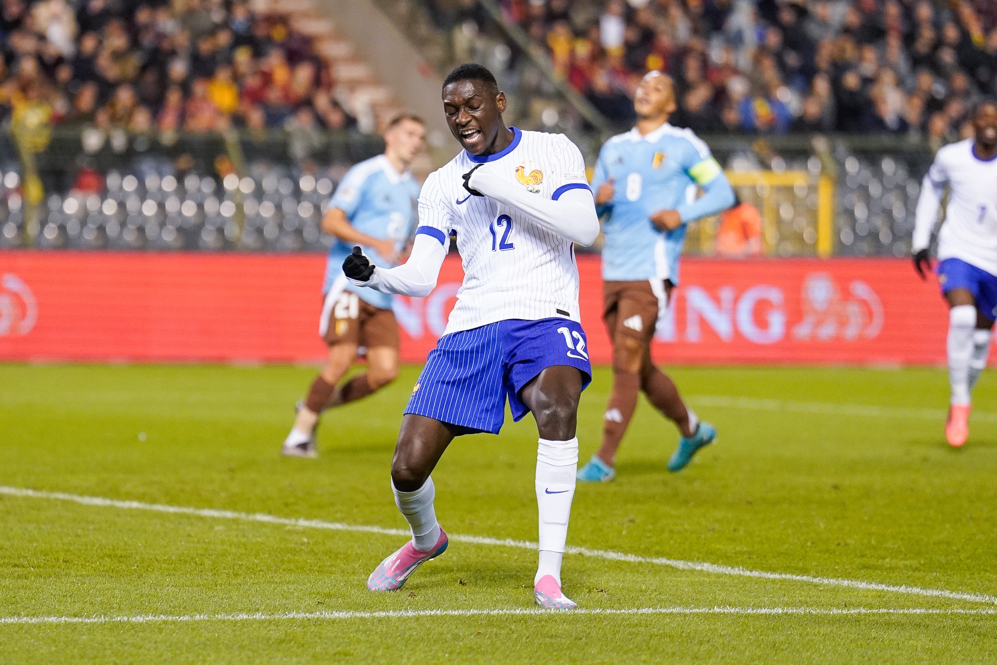 Sem Mbapp&eacute;, sem problemas: atacante do PSG garante virada da Fran&ccedil;a sobre a B&eacute;lgica