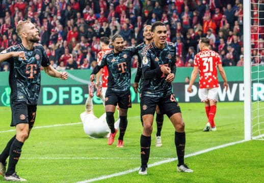 Musiala brilha, Bayern aplica goleada e extermina fantasma da Copa da Alemanha