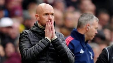 Zagueiro mostra insatisfa&ccedil;&atilde;o por especula&ccedil;&otilde;es sobre Ten Hag: &lsquo;Afeta os jogadores&rsquo;