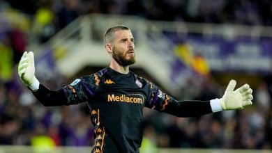 Dois p&ecirc;naltis defendidos contra o Milan: De Gea prova que ainda tem lenha para queimar