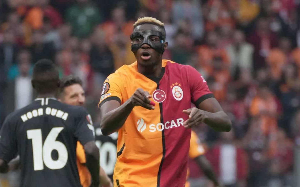 Osimhen encara jejum inc&ocirc;modo na Liga Europa, apesar de chuva de gols em Istambul