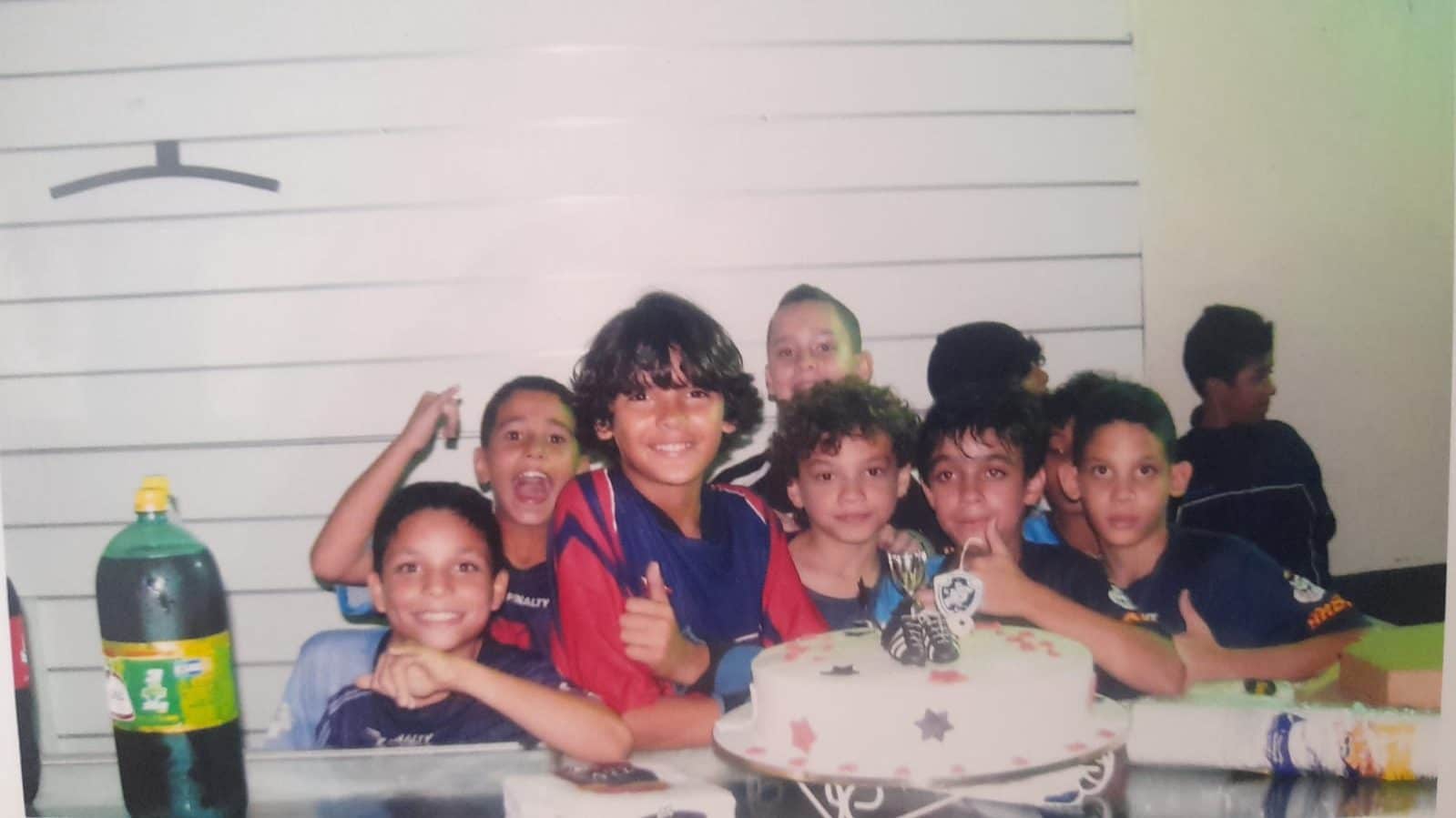 Paulinho no anivers&aacute;rio do filho de Bernardo, Gabriel